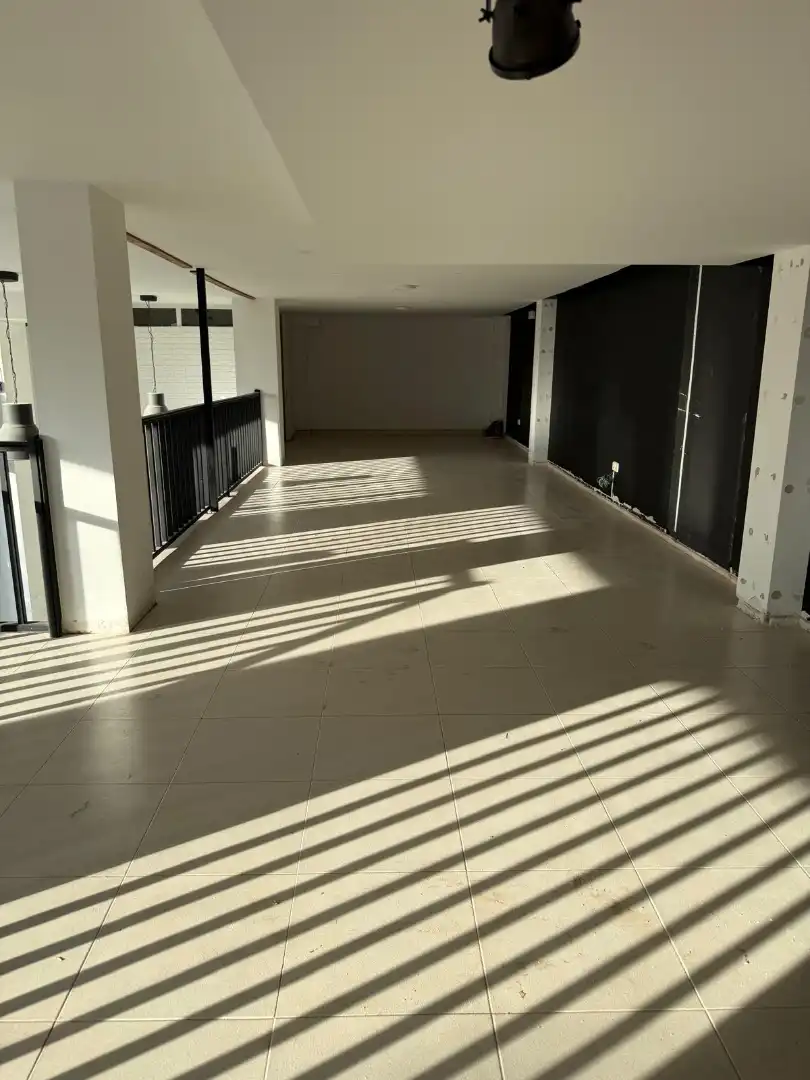 Business premises to rent in Avinguda Hispanitat 29, imagen 9