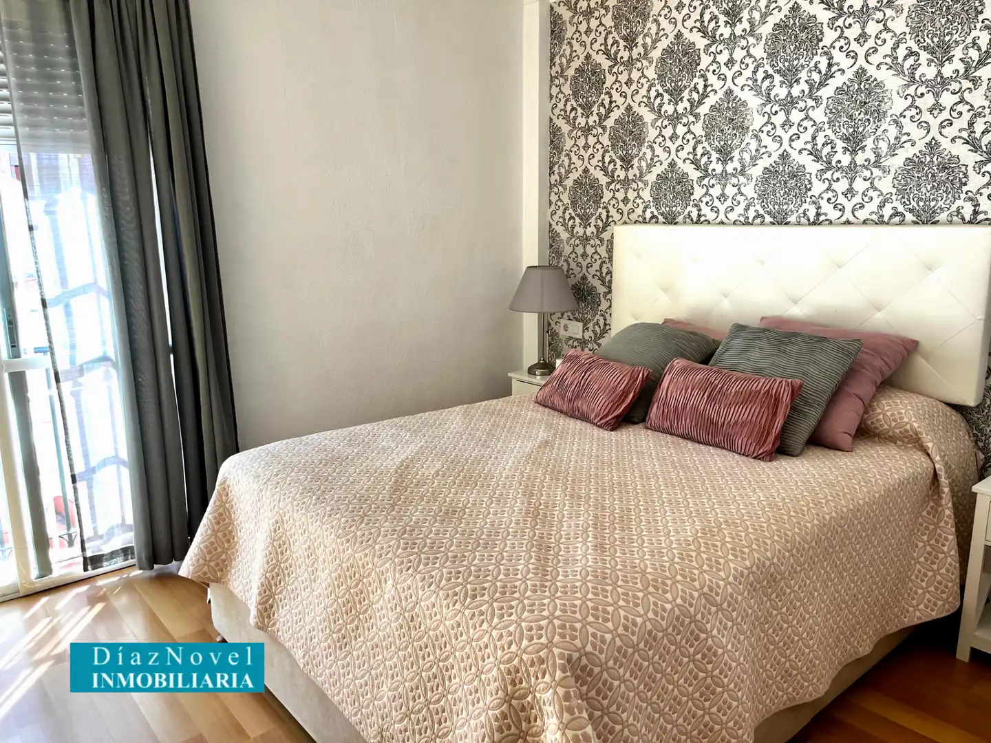 Schlafzimmer von Einfamilien-Reihenhaus zum Verkauf in Vélez-Málaga mit Klimaanlage, Heizung und Parkett