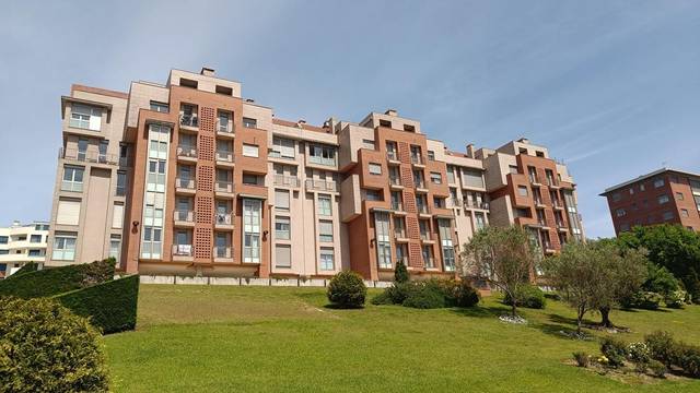 Garaje en Venta en ERNEST LLUCH en La Pereda