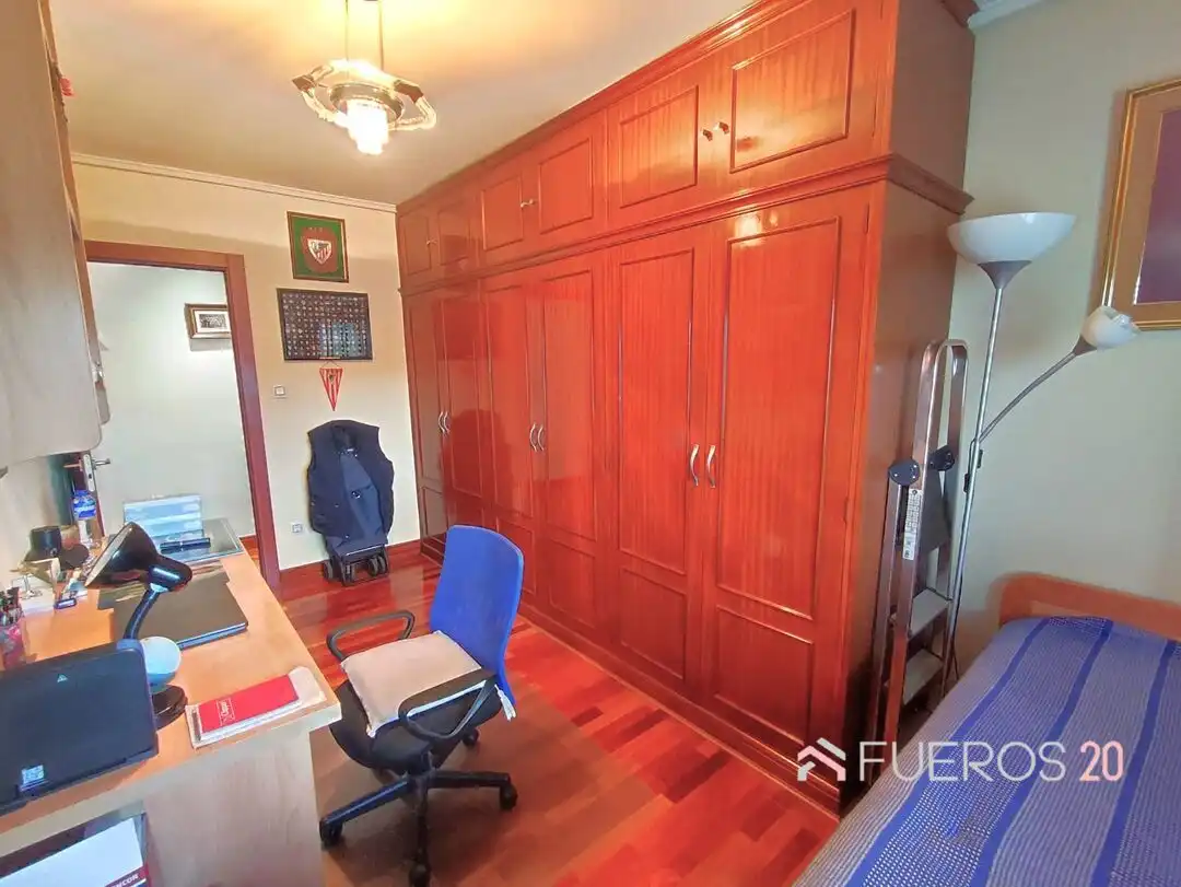 Kitchen of Flat for sale in Rontegui - Pormetxeta