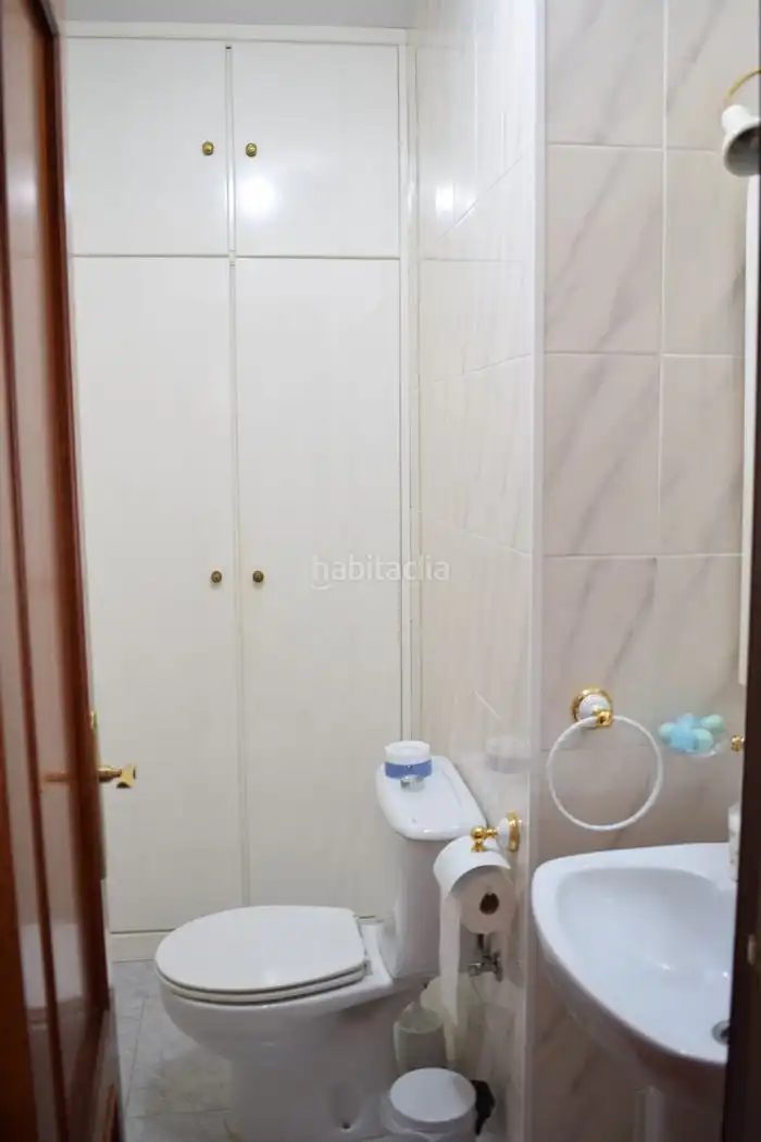Flat for sale in Avenida Santa Ana 55, imagen 4