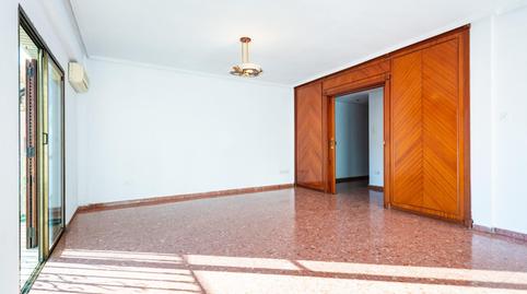 Photo 3 of Flat for sale in Calle de la Cruz, Juzgados, Valencia
