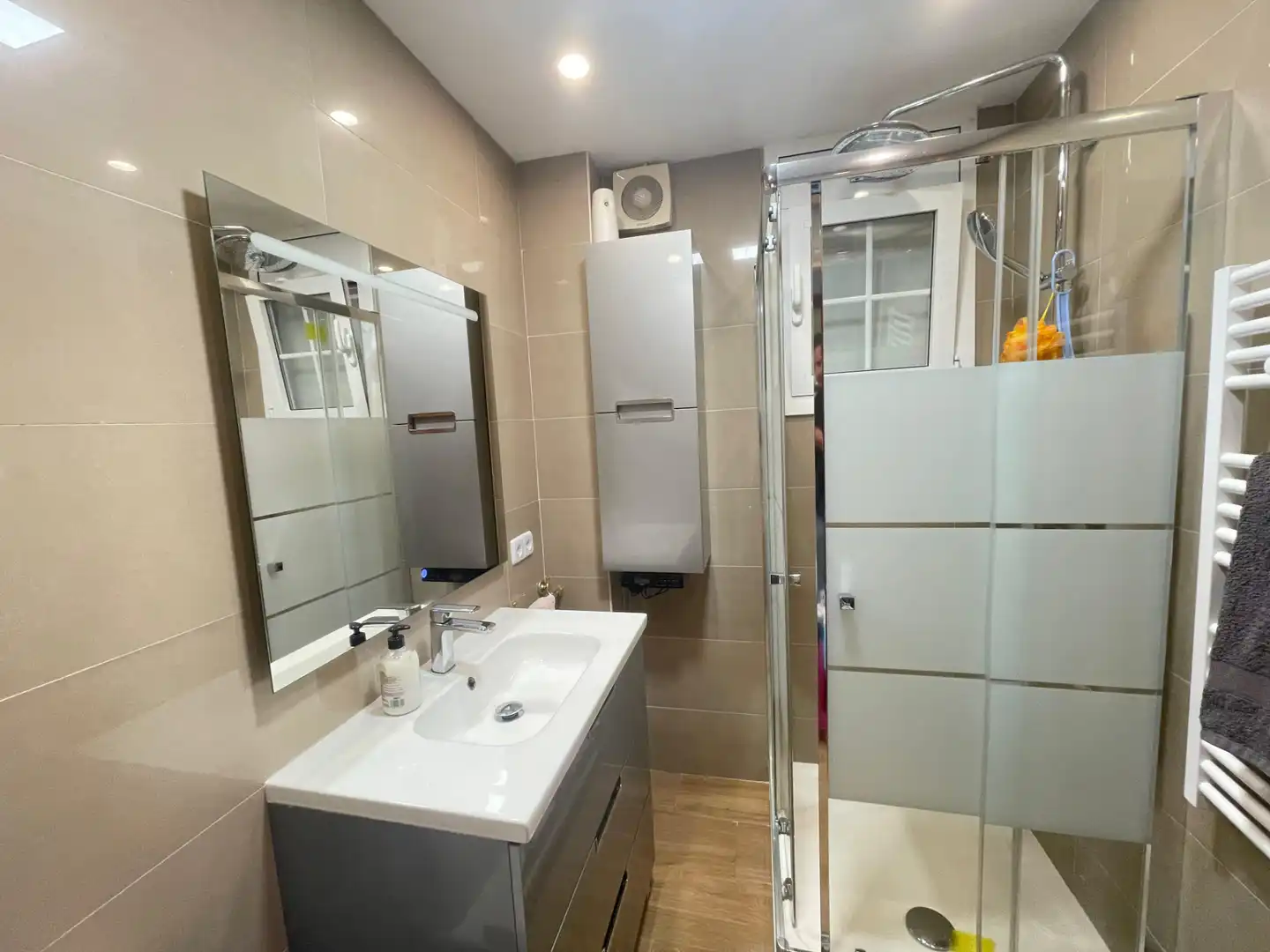 Baño de Casa o chalet en venta en Badalona con Aire acondicionado, Jardín privado y Terraza