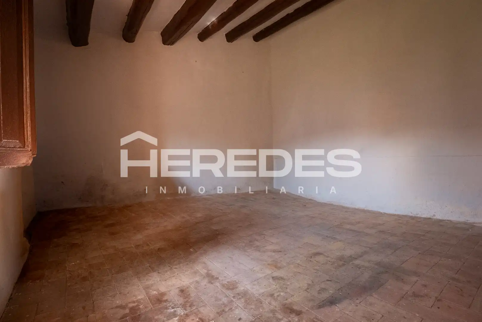 Casa o xalet en venda en Torrelles de Llobregat amb Jardí privat, Terrassa i Moblat