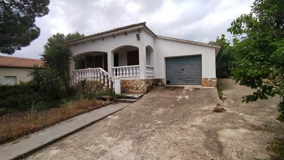 Vista exterior de Piso en venta en Cabra del Camp