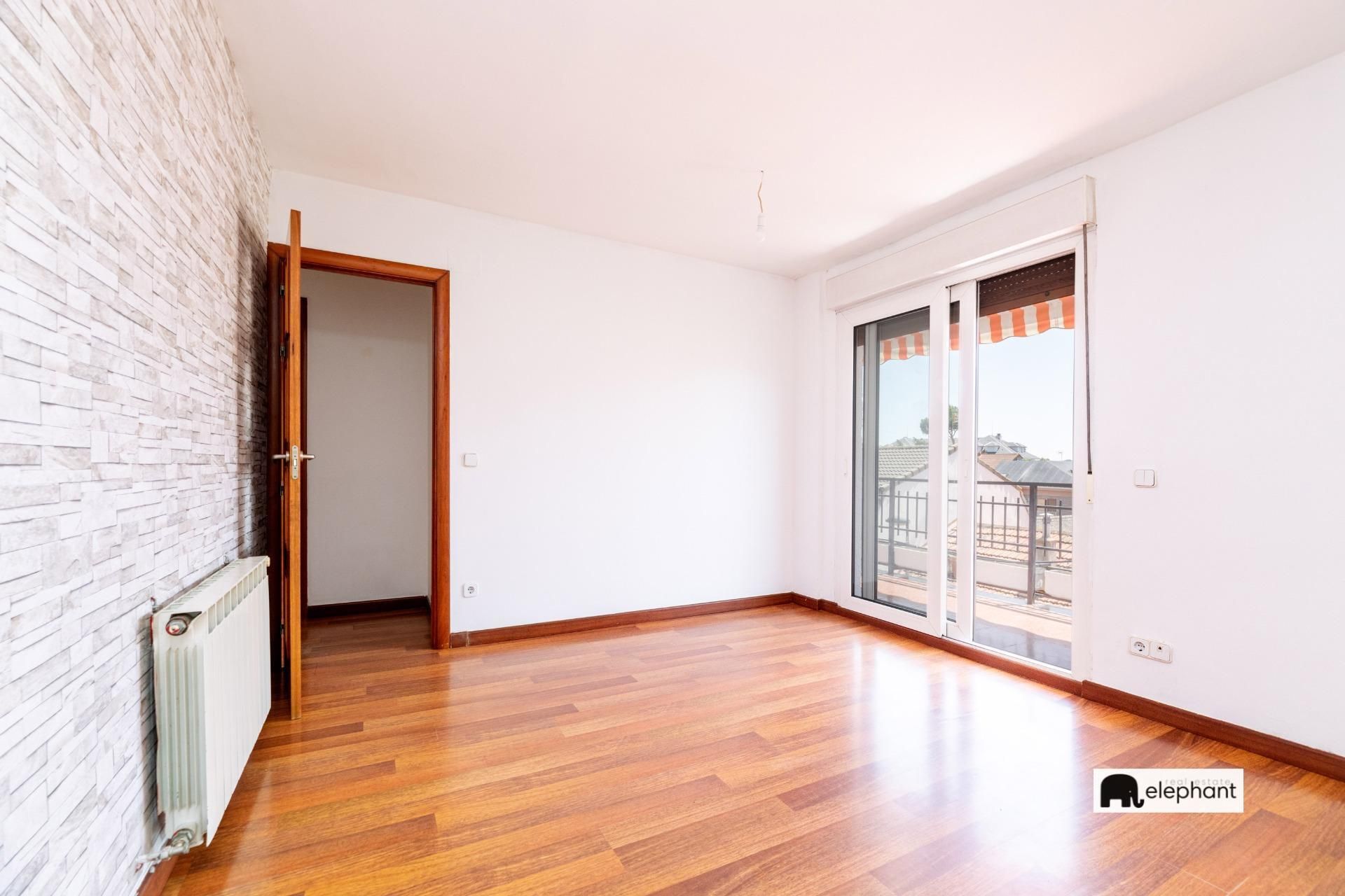 Bedroom of Flat for sale in Collado Villalba  with Heating, Private garden and Terrace