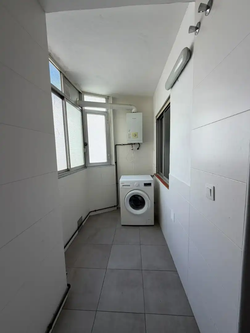 Badezimmer von Wohnung zur Miete in Benalúa - Babel