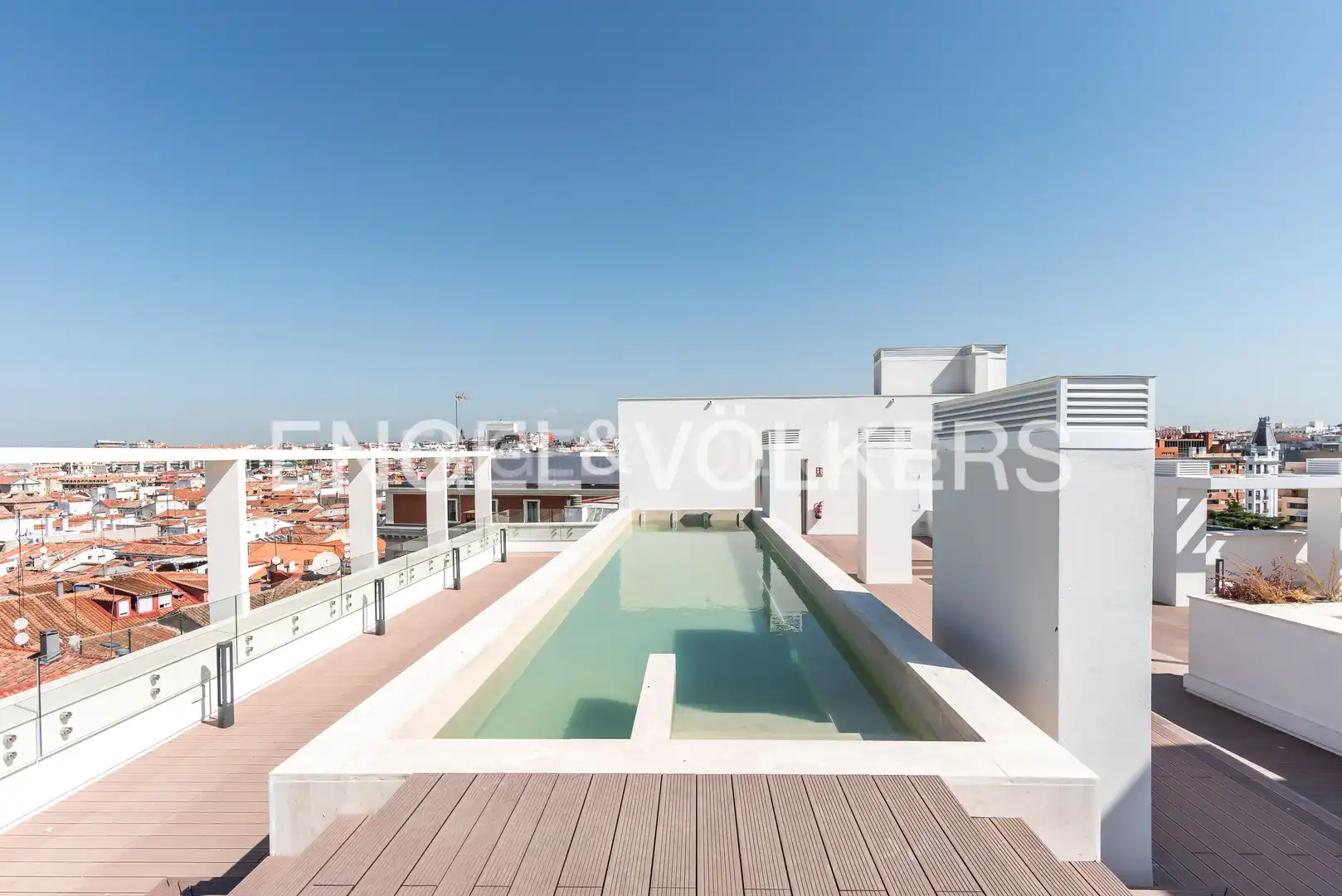 Terrasse von Wohnung zur Miete in Madrid mit Klimaanlage, Heizung und Schwimmbad