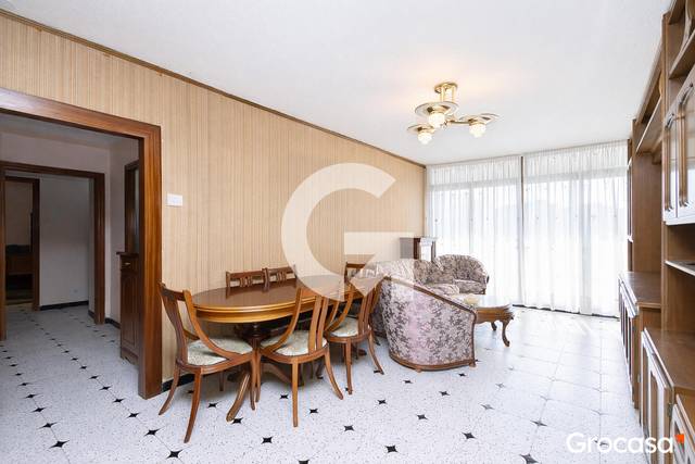 Piso en Venta en AV EUROPA D' en Bellvitge