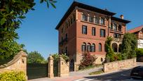 Exterior view of Attic for sale in Getxo   with Air Conditioner, Heating and Terrace