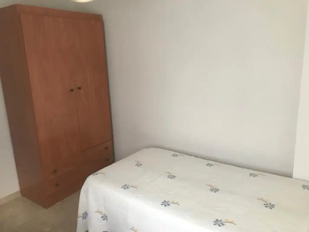 Schlafzimmer von Wohnung zum Verkauf in Ciudad Real mit Heizung, Möbliert und Ofen