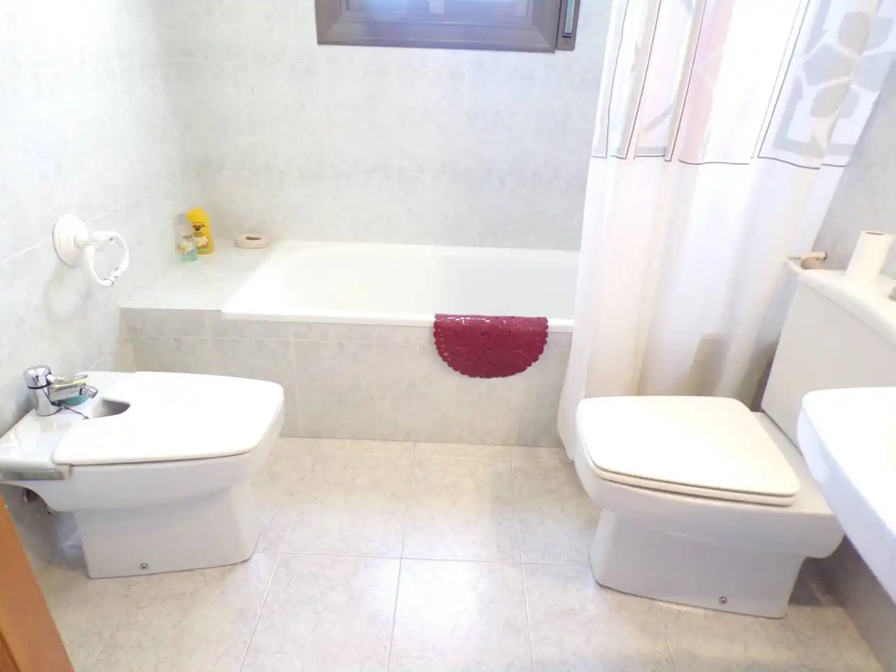 Bany de Casa o xalet en venda en Tordera amb Calefacció, Jardí privat i Terrassa