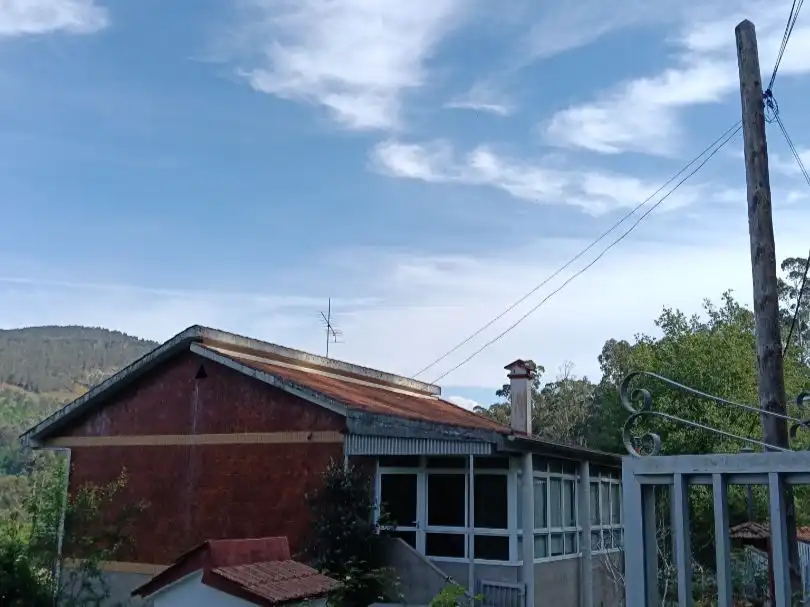 Chalet con jardín en venta en Barro Fontebalan 12