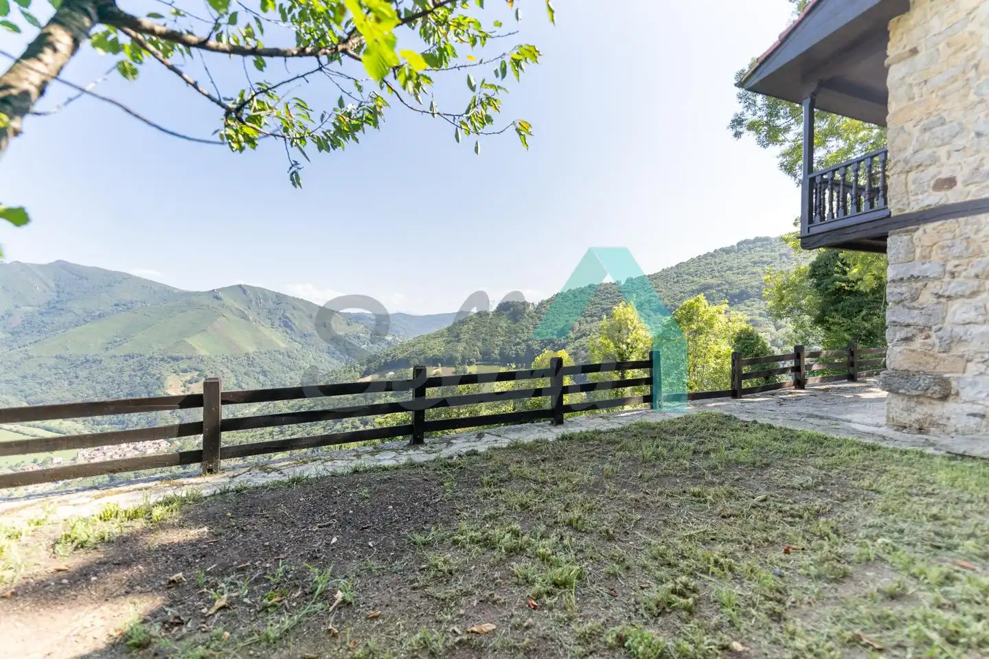 Casa o chalet en venta en Morcín con Jardín privado, Terraza y Balcón