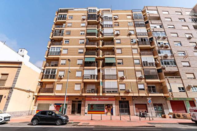 Piso en Venta en Avenida NS DE MONTSERRAT, 25 en Nueva Andalucía