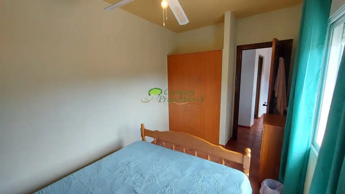 Habitación de Finca rústica en venta en Vélez-Málaga con Aire acondicionado, Terraza y Trastero