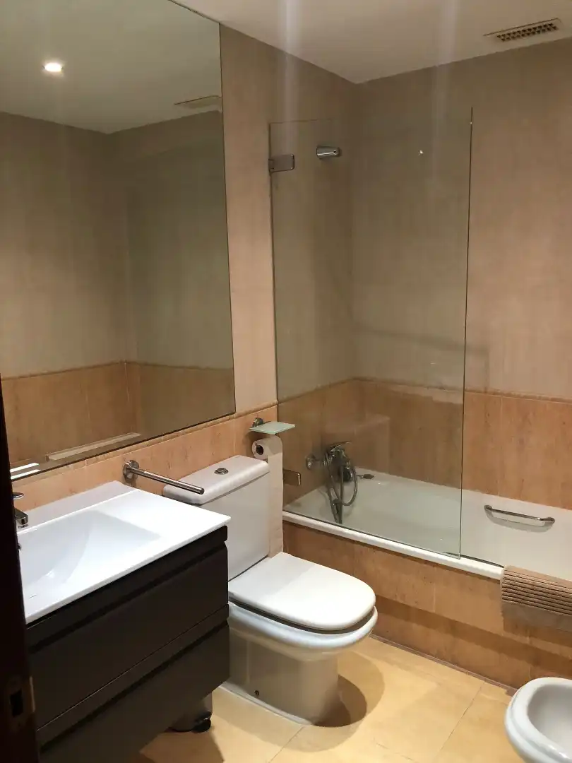 Badezimmer von Maisonette zur Miete in Fuengirola mit Klimaanlage, Möbliert und Ofen