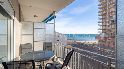 Estupendo apartamento frente al mar
