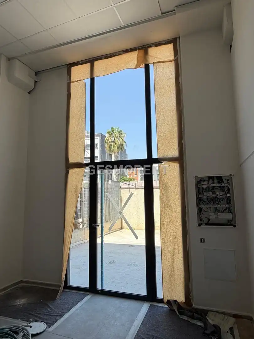 Terraza de Nave industrial de alquiler en Viladecans