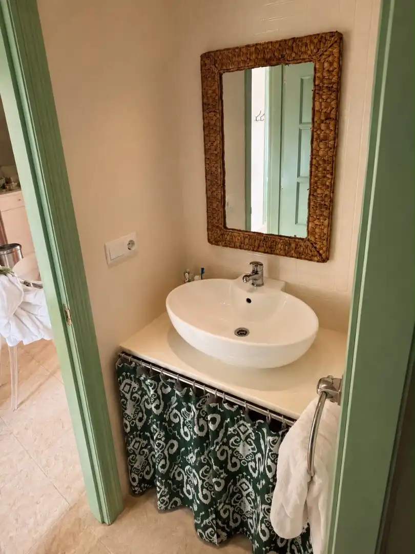 Bany de Apartament de lloguer en Dénia amb Aire condicionat, Calefacció i Piscina