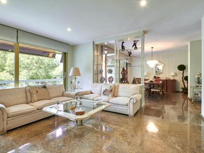 Living room of Flat for sale in  Barcelona Capital  with Air Conditioner, Terrace and Balcony