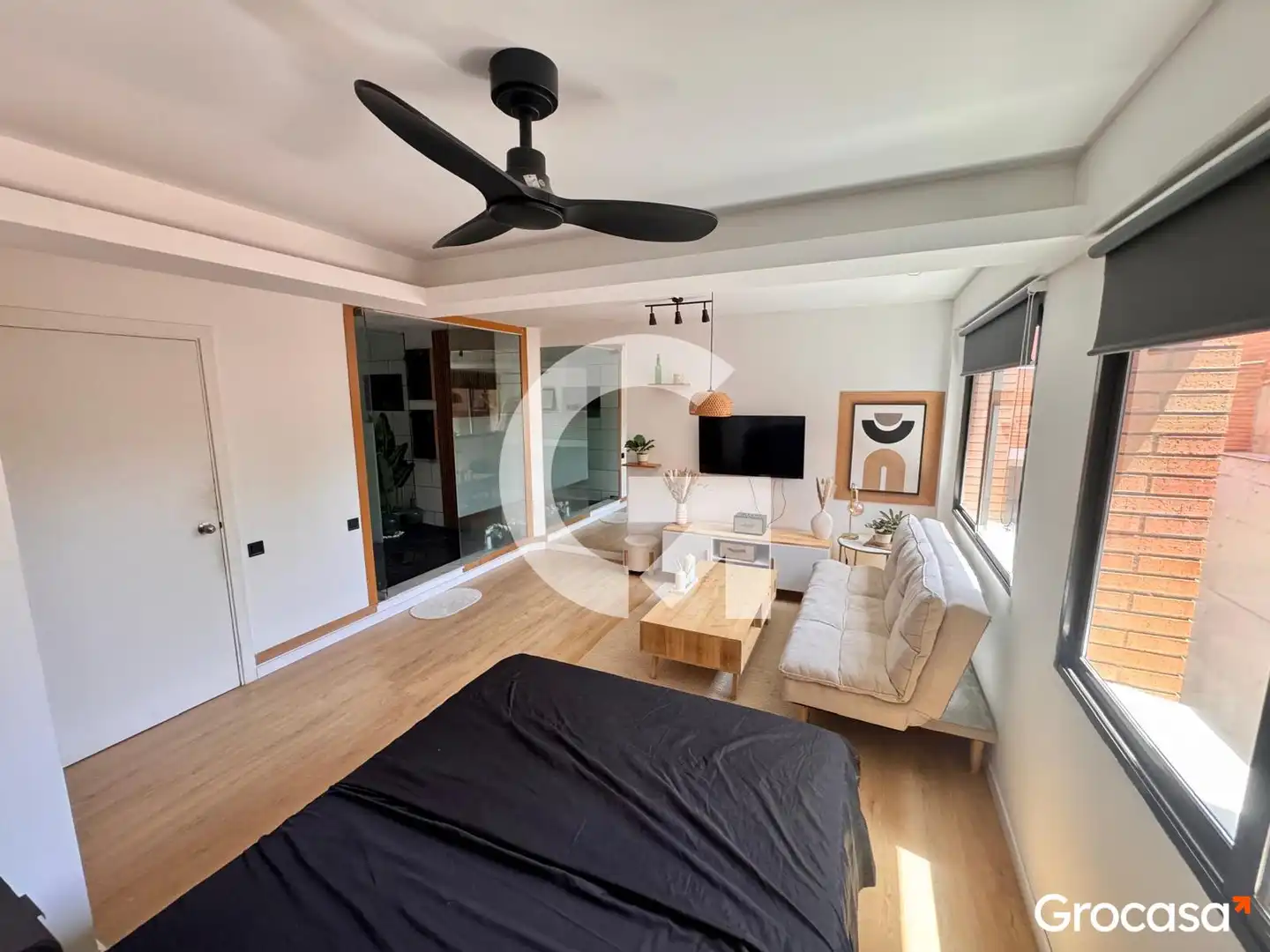 Wohnzimmer von Loft zum Verkauf in Rubí mit Klimaanlage, Abstellraum und Ofen