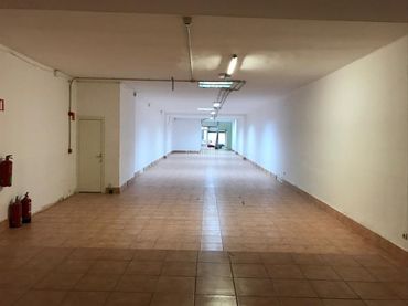 Locale commerciale in vendita a Carrer de les Colomeres 70