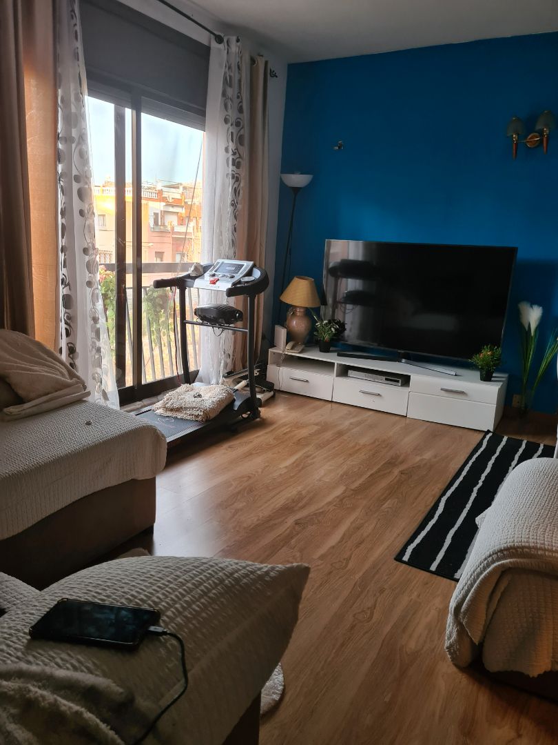 Living room of Flat for sale in Montcada i Reixac  with Air Conditioner, Heating and Parquet flooring
