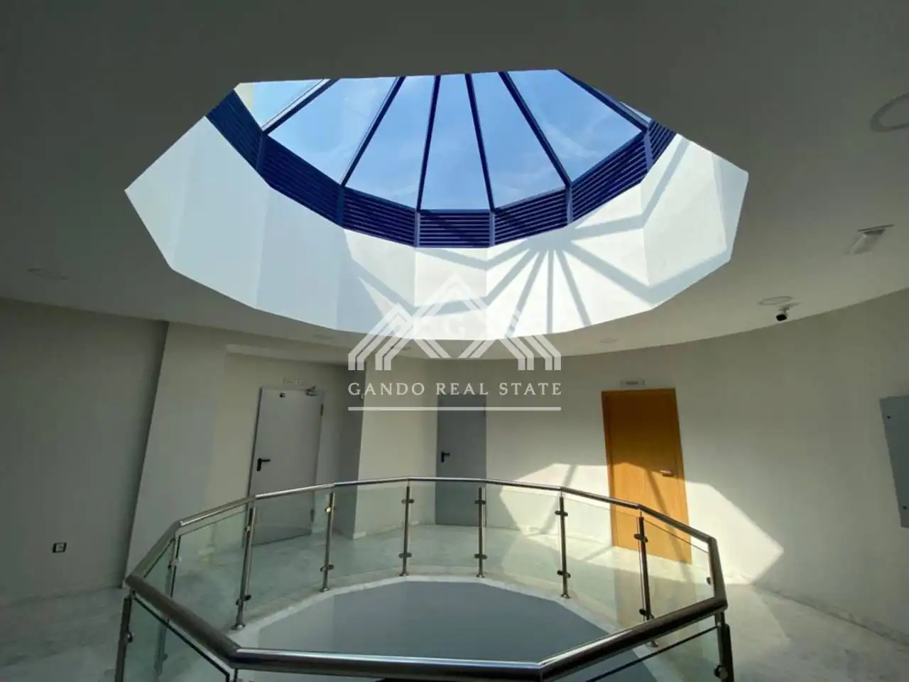 Office for sale in Dos Hermanas  with Alarm