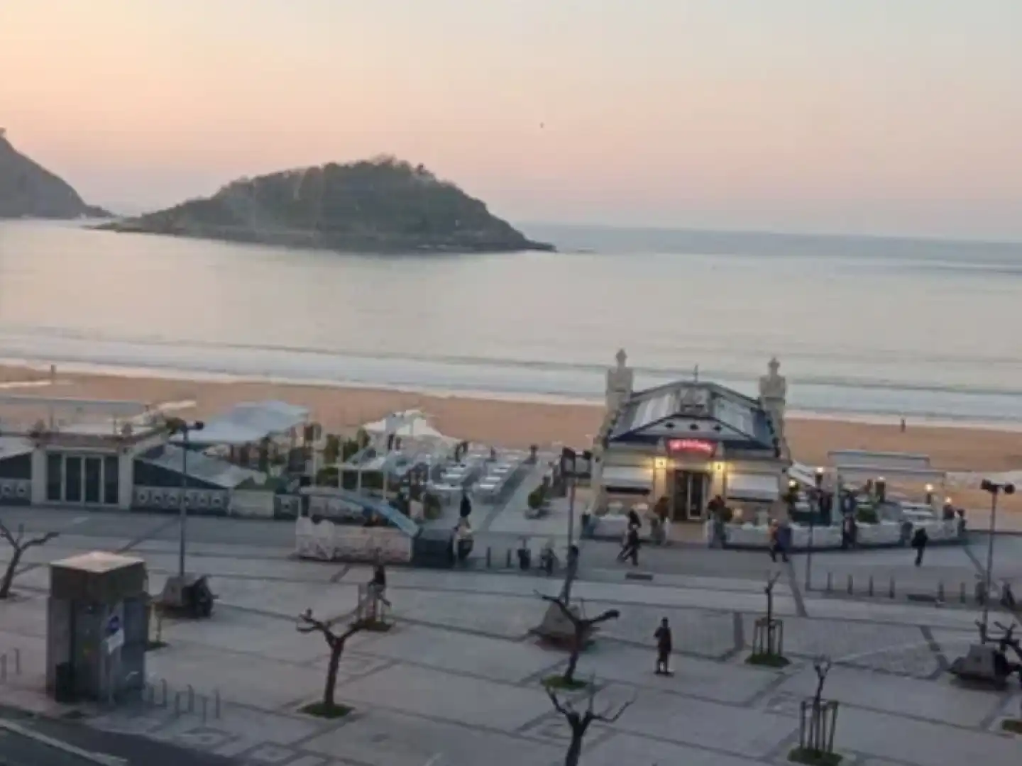 Piso de alquiler en Donostia - San Sebastián  con Amueblado y Lavadora
