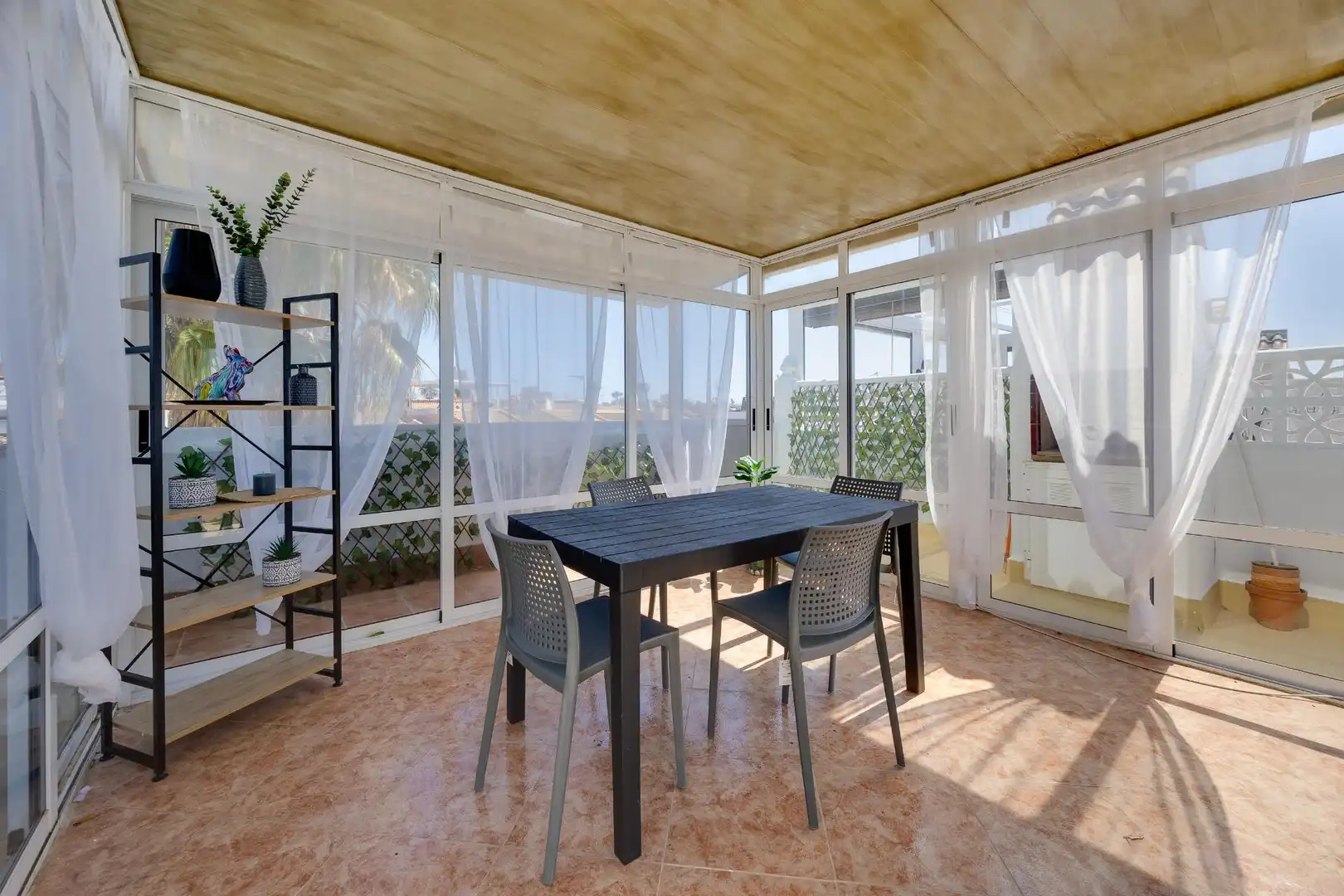 Terrasse von Haus oder Chalet zum Verkauf in Torrevieja mit Möbliert