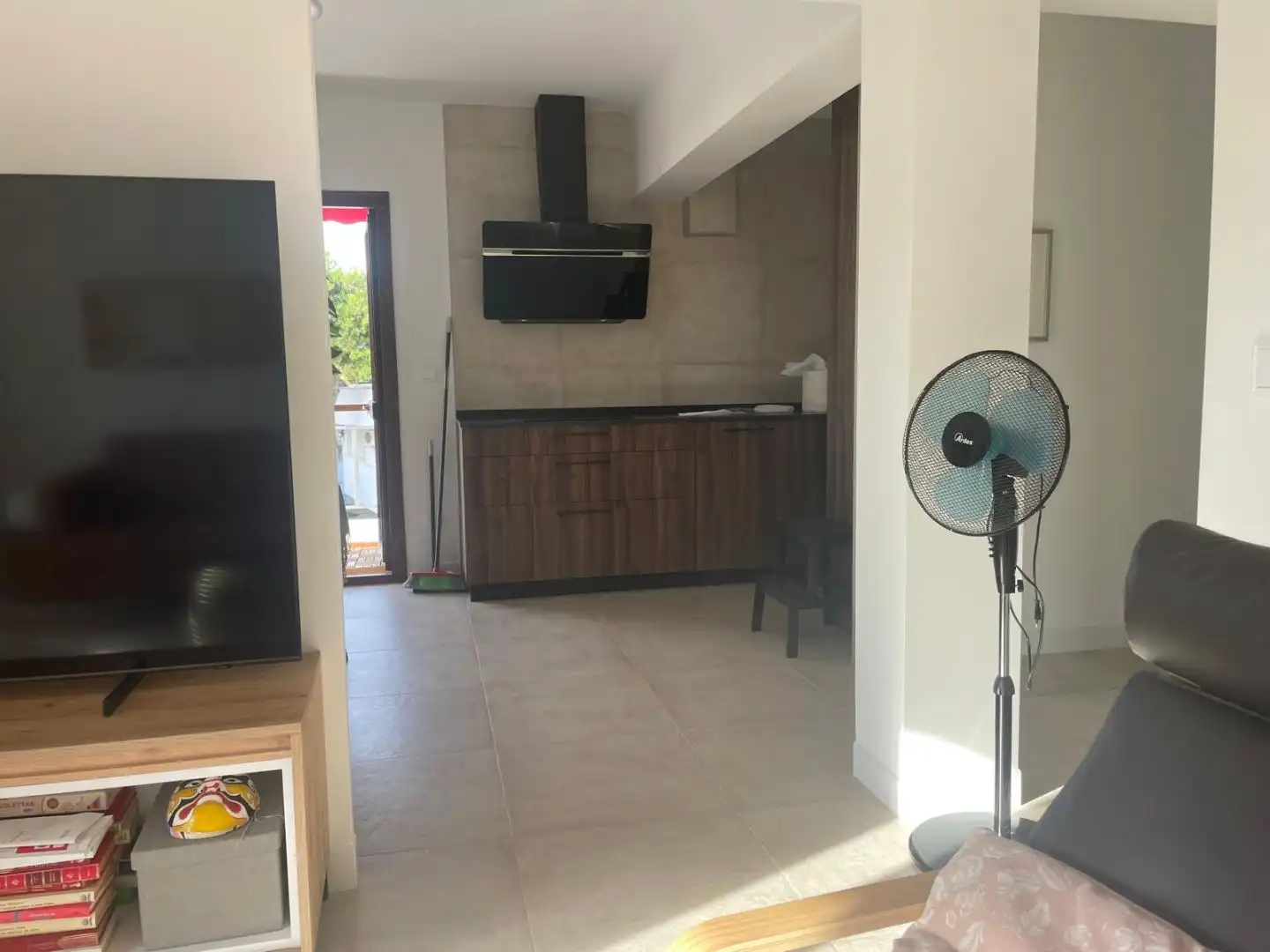 Küche von Wohnung zum Verkauf in Sanlúcar de Barrameda mit Klimaanlage, Terrasse und Balkon
