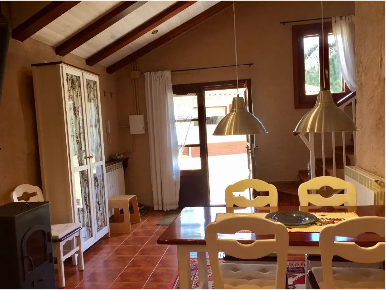 Esszimmer von Country house zum Verkauf in Vallcebre mit Heizung, Privatgarten und Möbliert