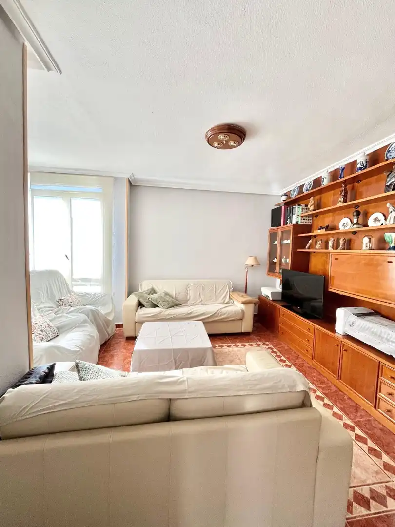 Apartament amb piscina de lloguer a Garbinet - Vistahermosa, imagen 3