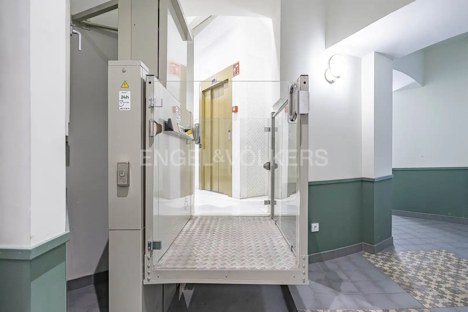 Penthouse with lift to rent in Calle de Valverde, imagen 64