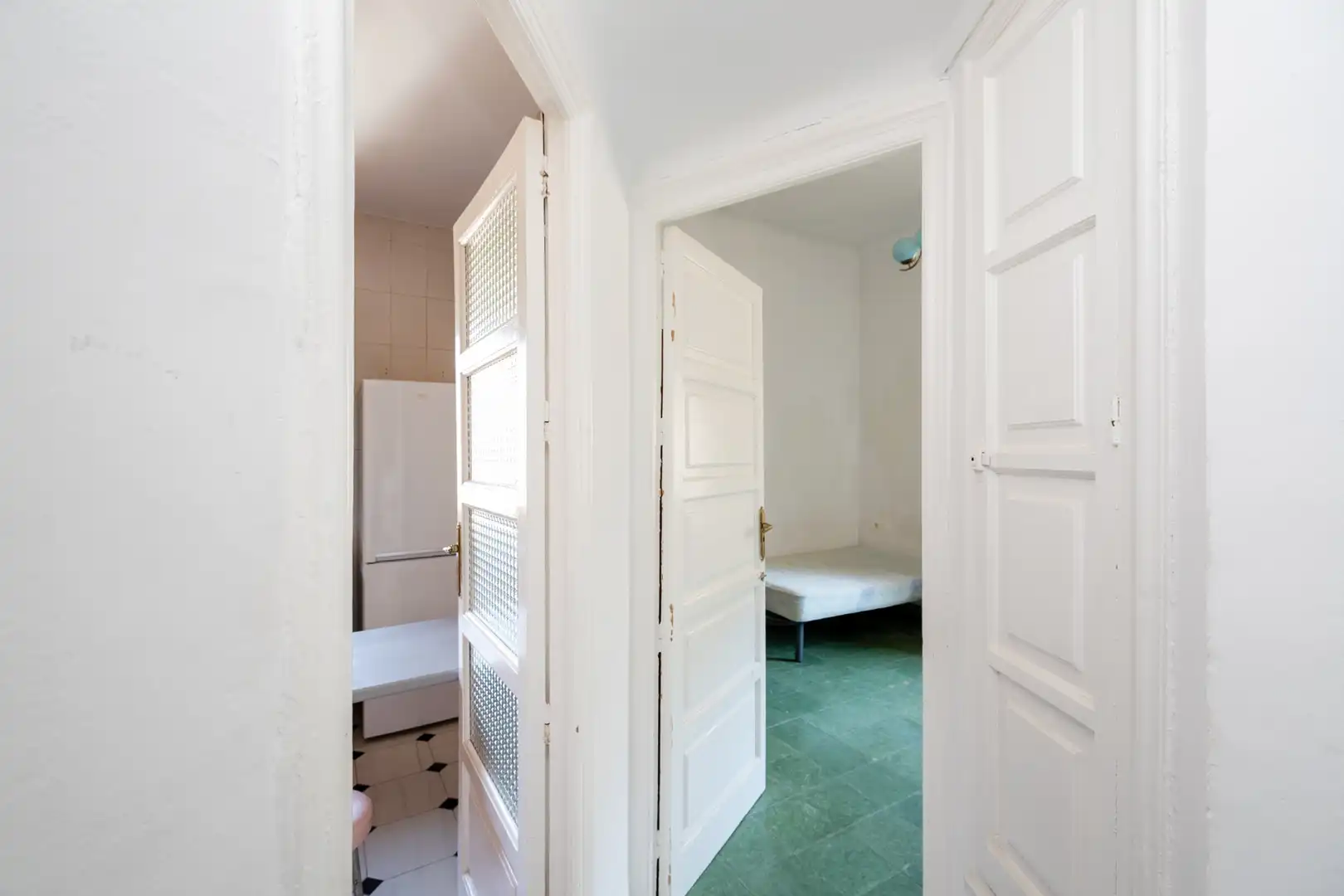 Flat for rent in Granada  with Heating and Furnished