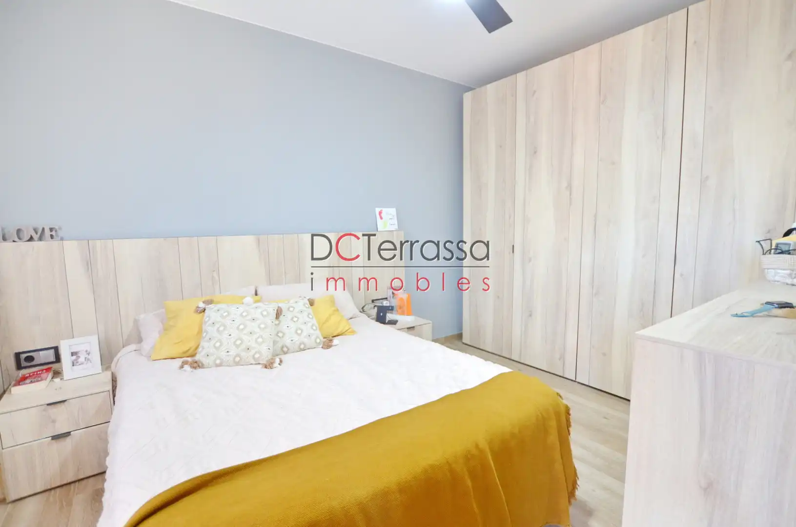 Habitación de Piso en venta en Terrassa con Aire acondicionado, Calefacción y Horno