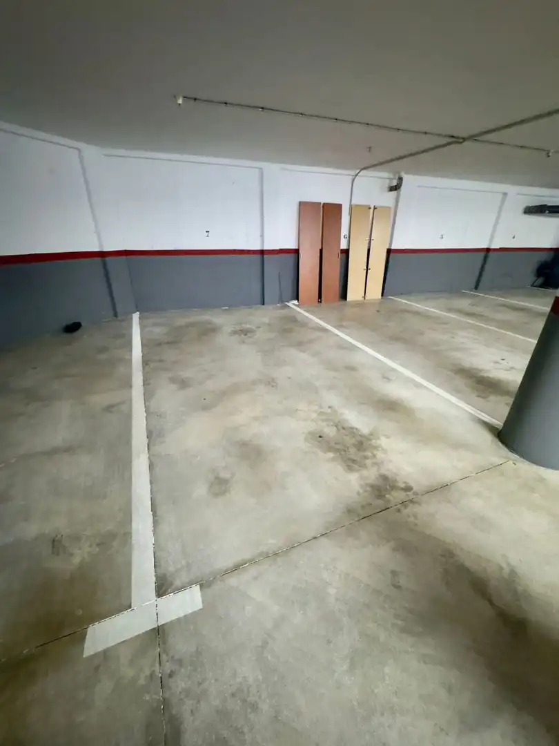Parkplatz von Wohnung zur Miete in Valdepeñas mit Heizung und Parkett