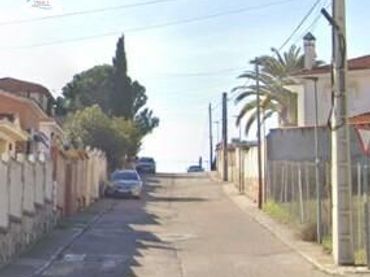 House with pool for sale in Calle ENCINAS