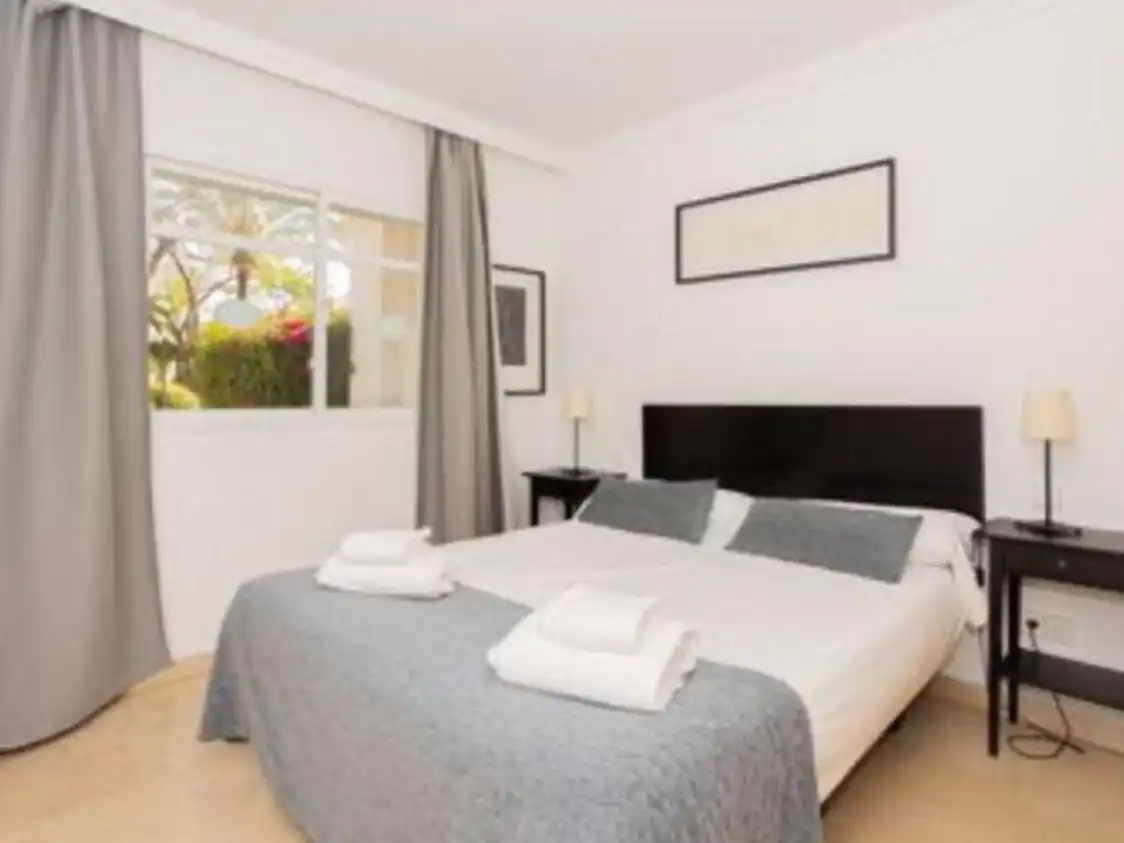 Dormitori de Apartament de lloguer en Nueva Andalucía