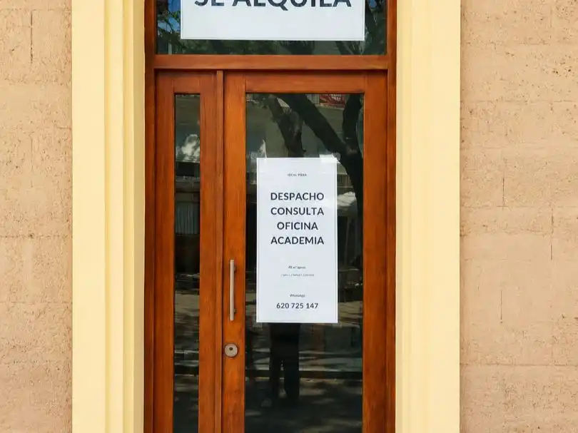 Commercial properties for rent in Cádiz