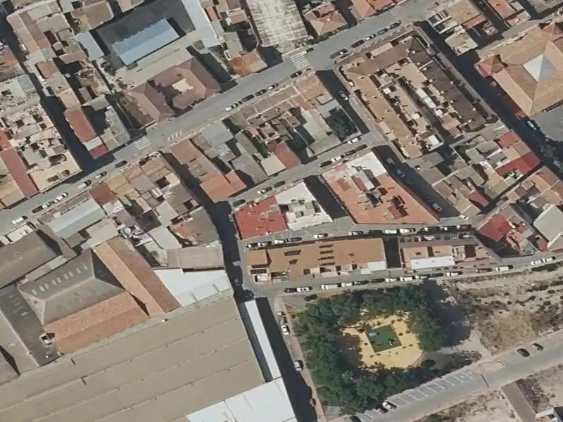 Piso en venta en CALLE ARMIÑO