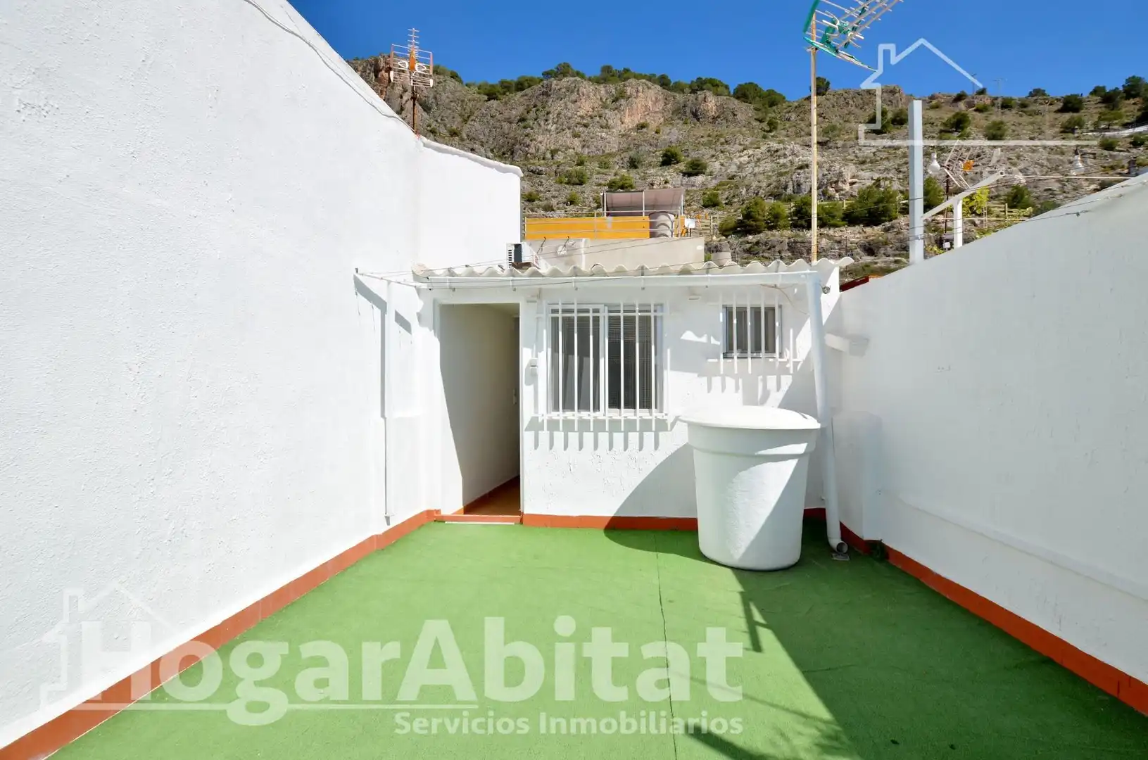 Außenansicht von Haus oder Chalet zum Verkauf in Cullera mit Terrasse und Balkon