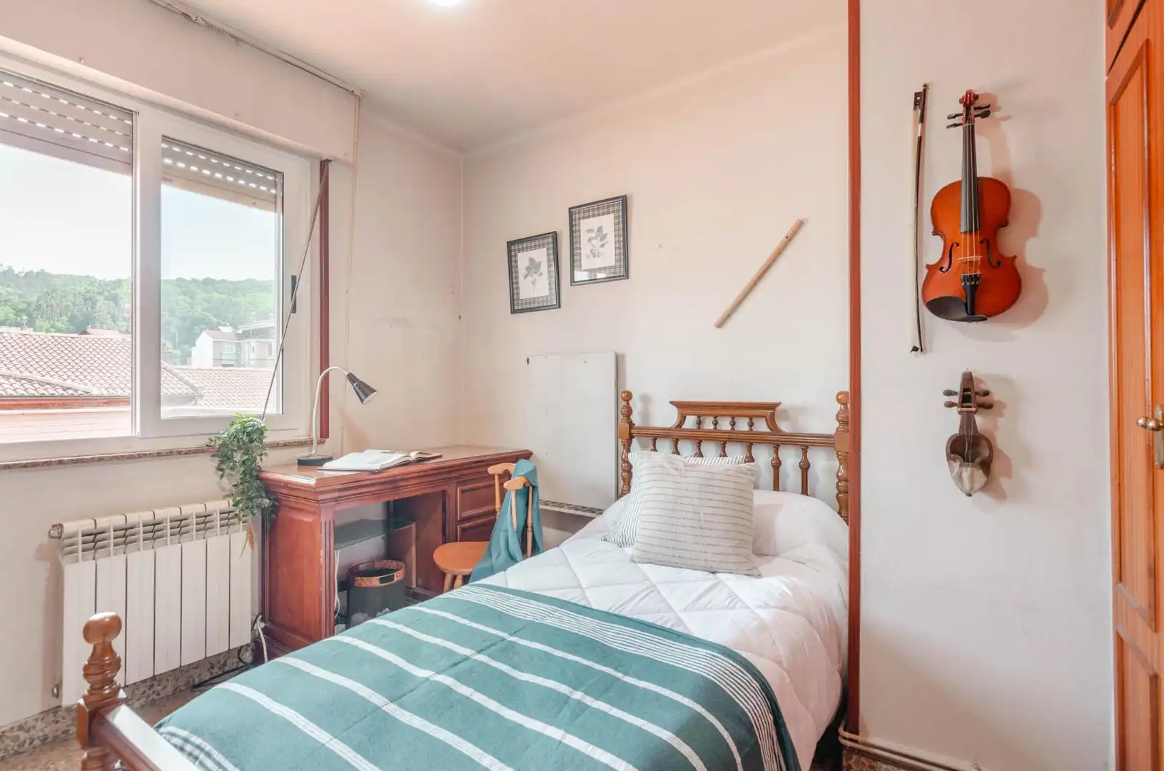 Habitación de Ático en venta en Mieres (Asturias) con Calefacción y Terraza