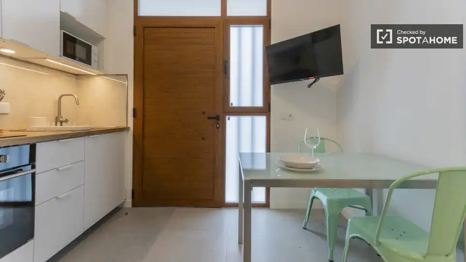 Küche von Wohnung zur Miete in Valencia mit Klimaanlage, Heizung und Möbliert