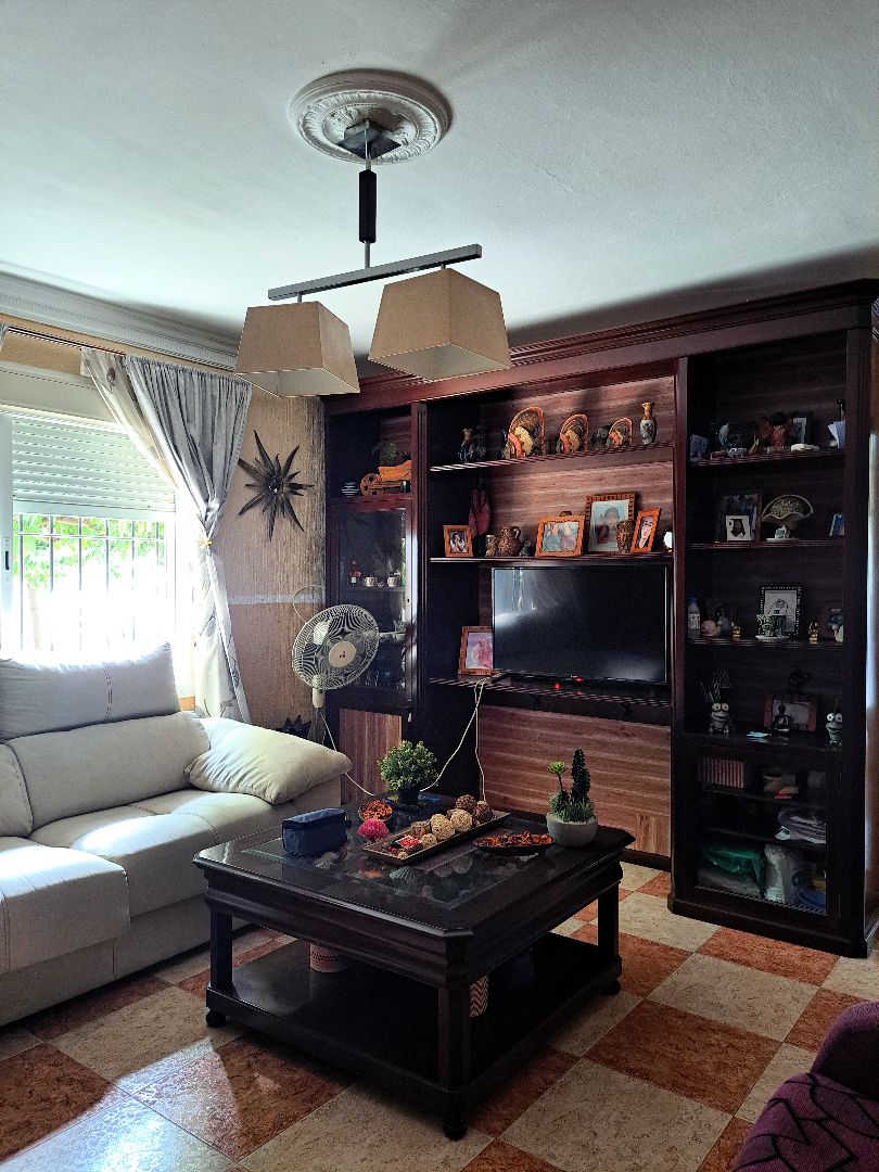 Living room of Flat for sale in Jerez de la Frontera  with Air Conditioner and Alarm
