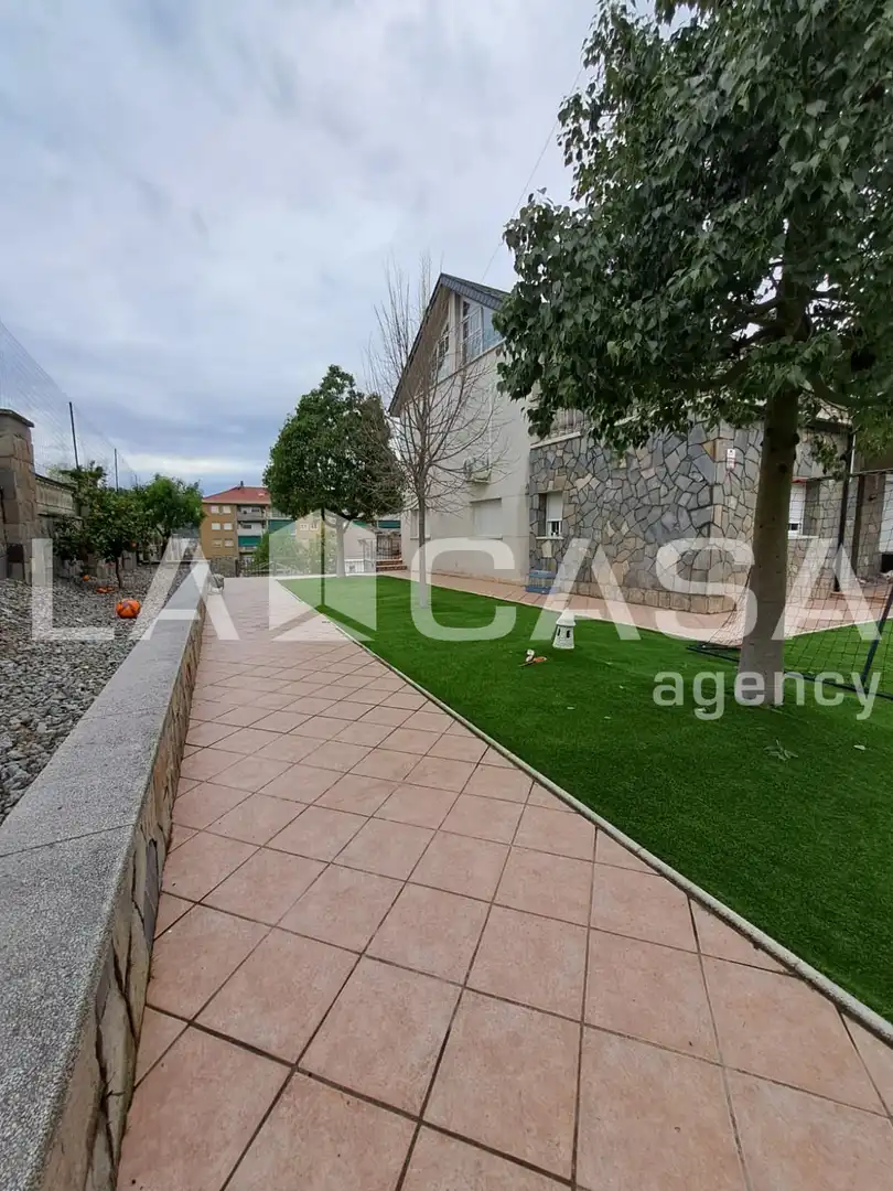 Terrassa de Casa o xalet en venda en Terrassa amb Terrassa i Piscina