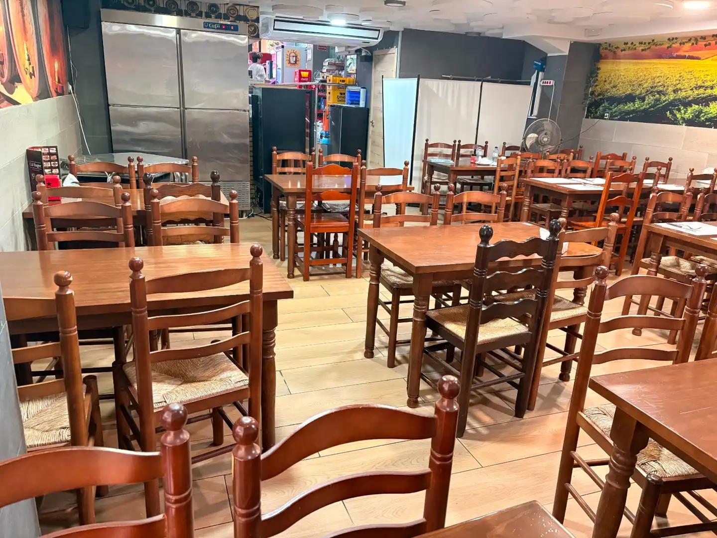 Local en venda en El Prat de Llobregat amb Terrassa i Moblat