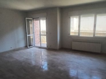 Villa con balcone in vendita a La Lastrilla