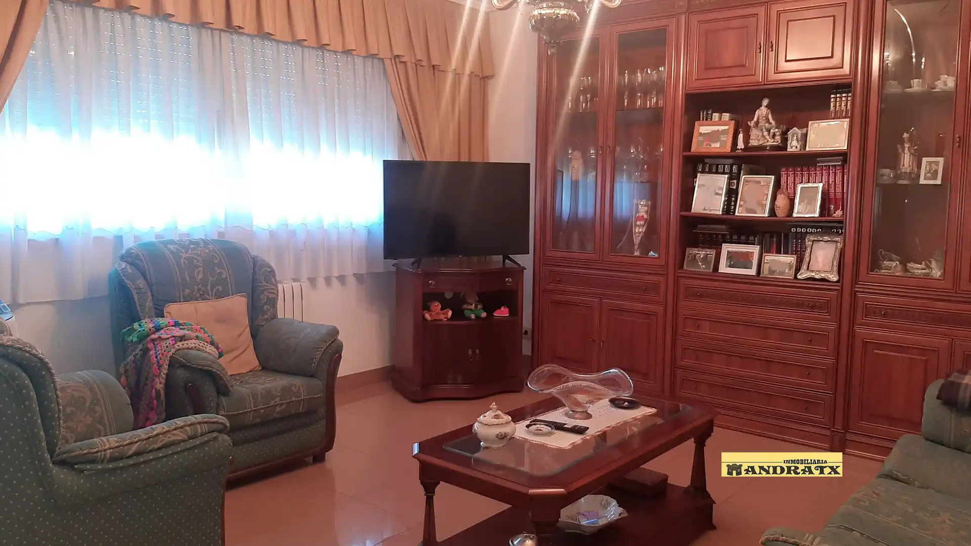 Sala d'estar de Casa o xalet en venda en Ferrol amb Calefacció
